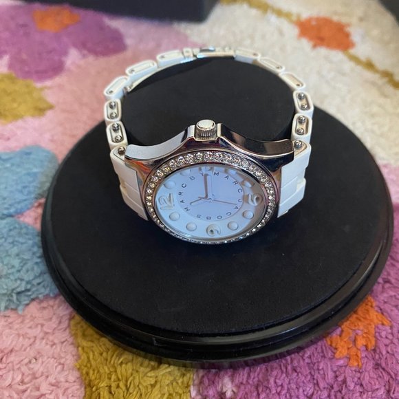 Marc by Marc Jacobs White Watch with crystals and silicone strap - Picture 3 of 9